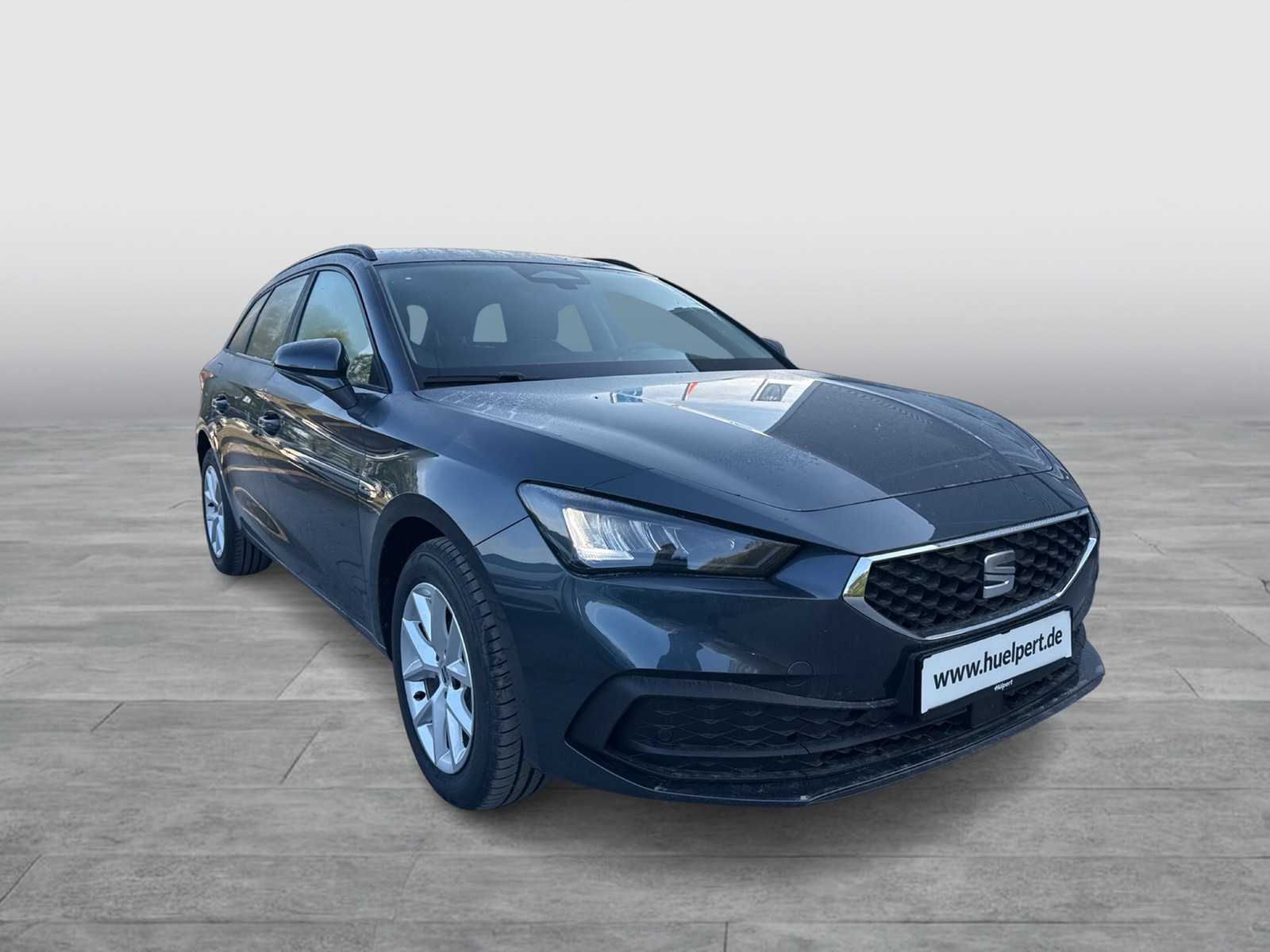 Seat Leon Sportstourer 1.5 eTSI STYLE CARPLAY SITZHZG