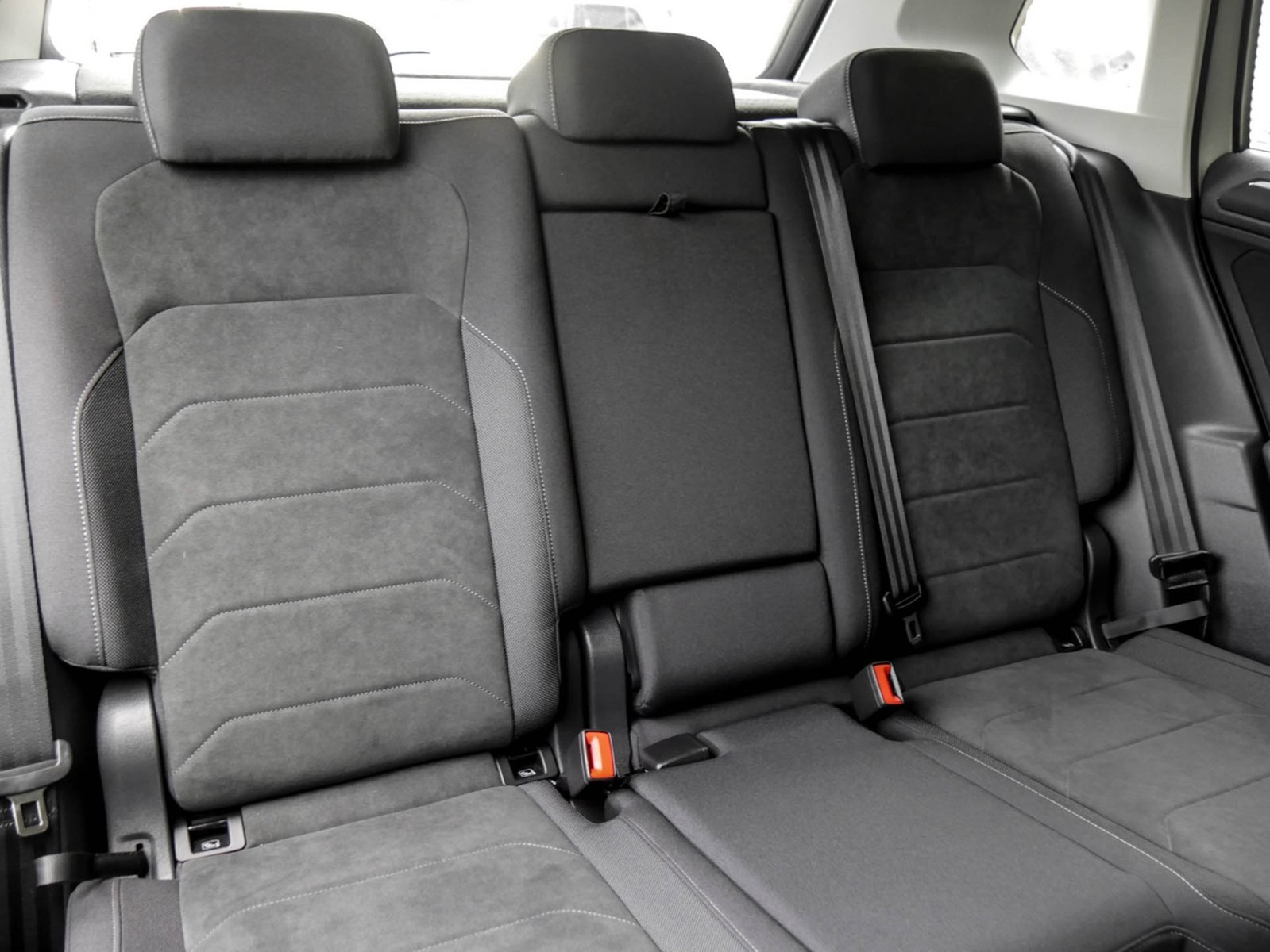 Volkswagen Tiguan 1.5 ELEGANCE ACC LM18 MATRIXLED NAVI
