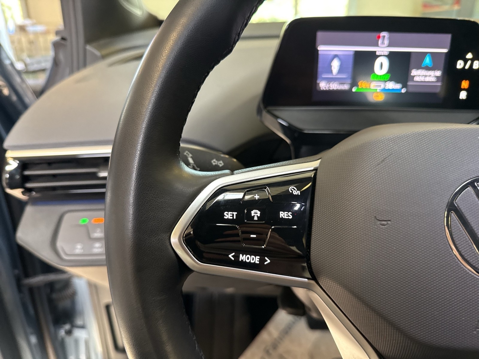 Volkswagen ID.4 Pure CAM ACC LM19 HEAD-UP NAVI CARPLAY