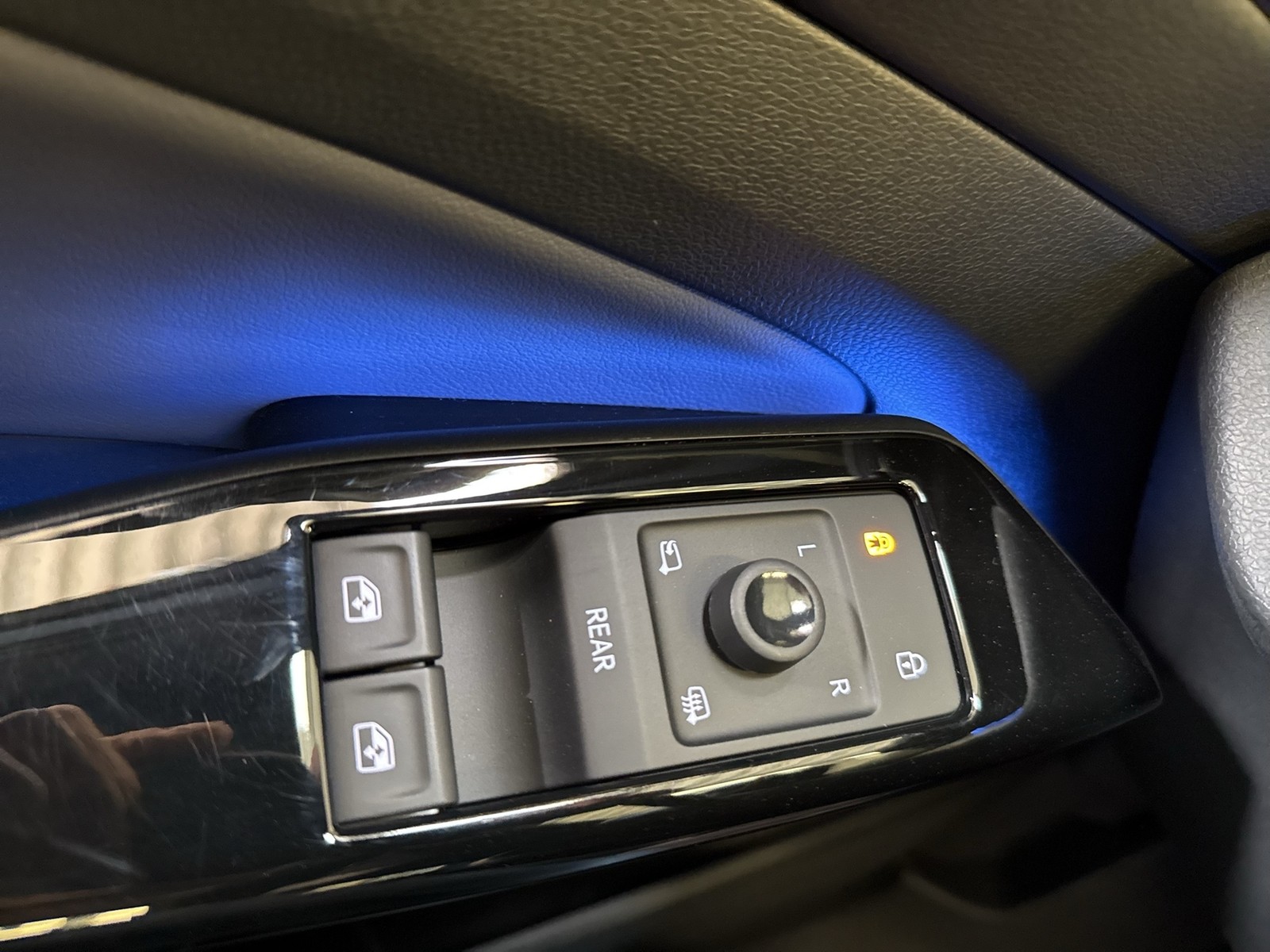 Volkswagen ID.4 Pure CAM ACC LM19 HEAD-UP NAVI CARPLAY