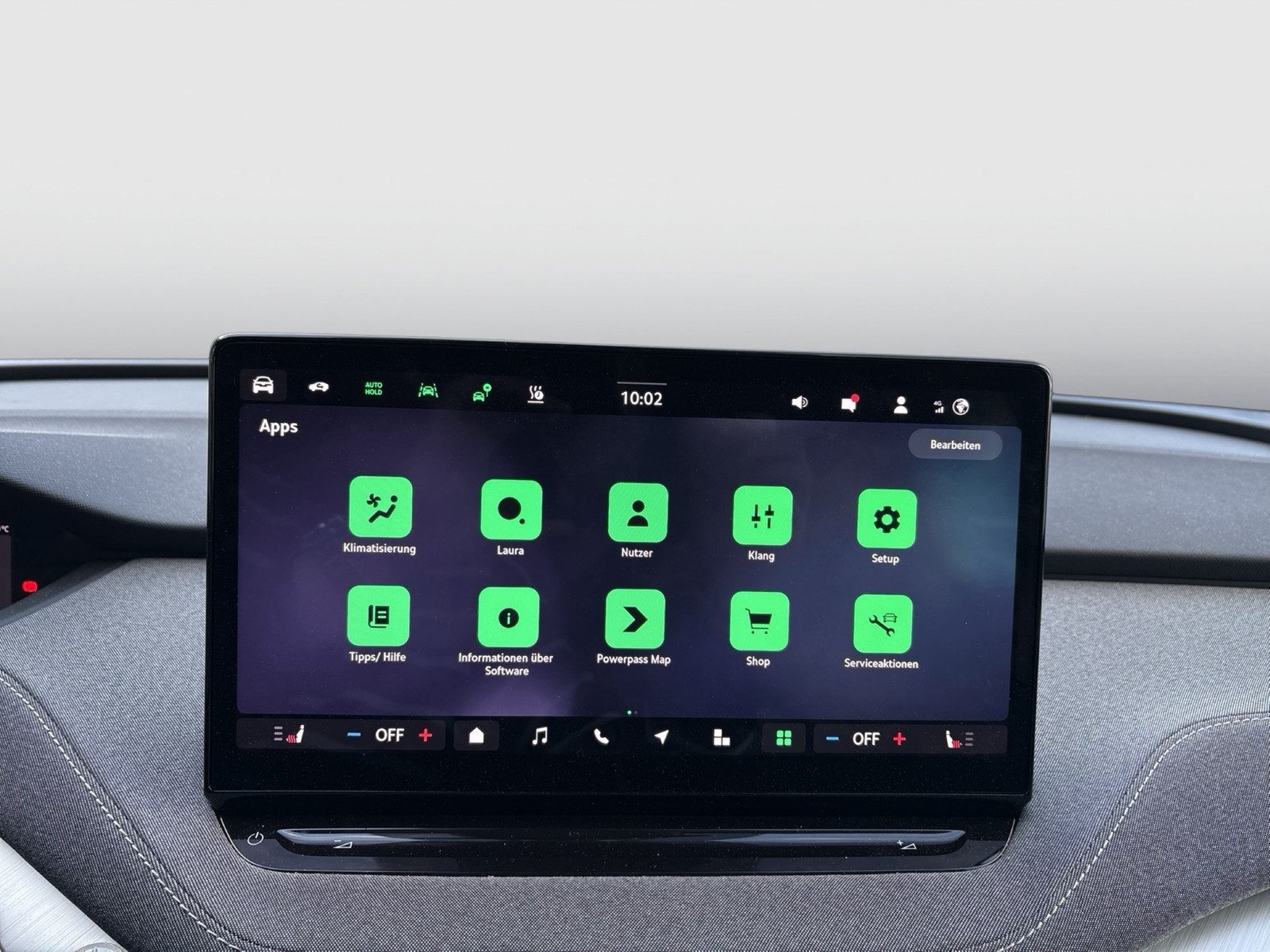 Skoda Enyaq 85 LOFT WÄRMEPUMPE PANO AHK CAM ACC LM20