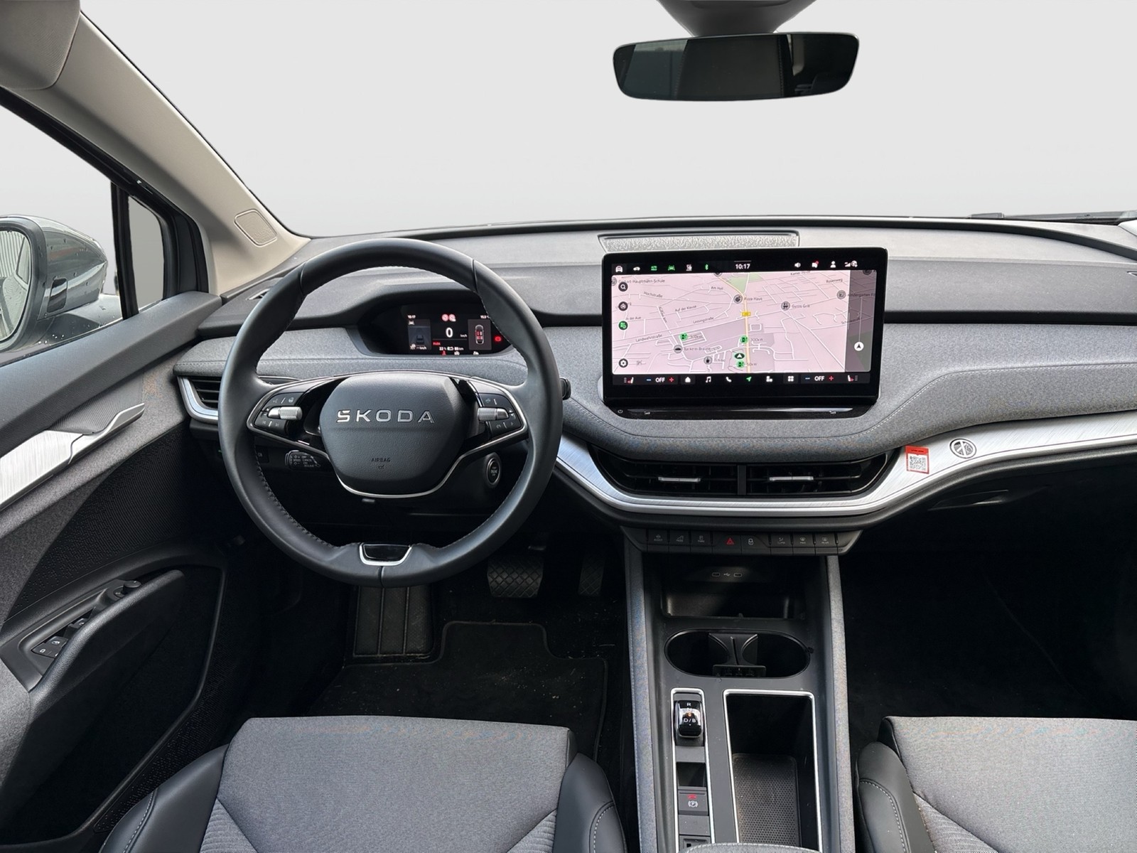 Skoda Enyaq 85 LOFT WÄRMEPUMPE AHK CAM ACC LM20 MATRIX