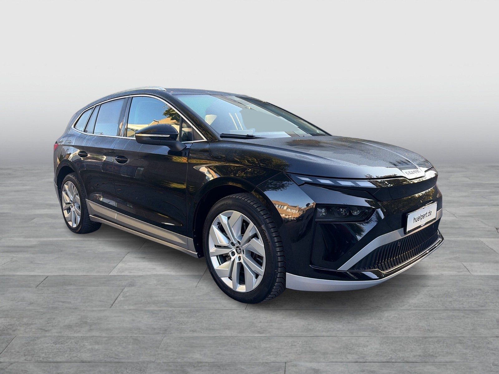 Skoda Enyaq 85 LOFT WÄRMEPUMPE AHK CAM ACC LM20 MATRIX