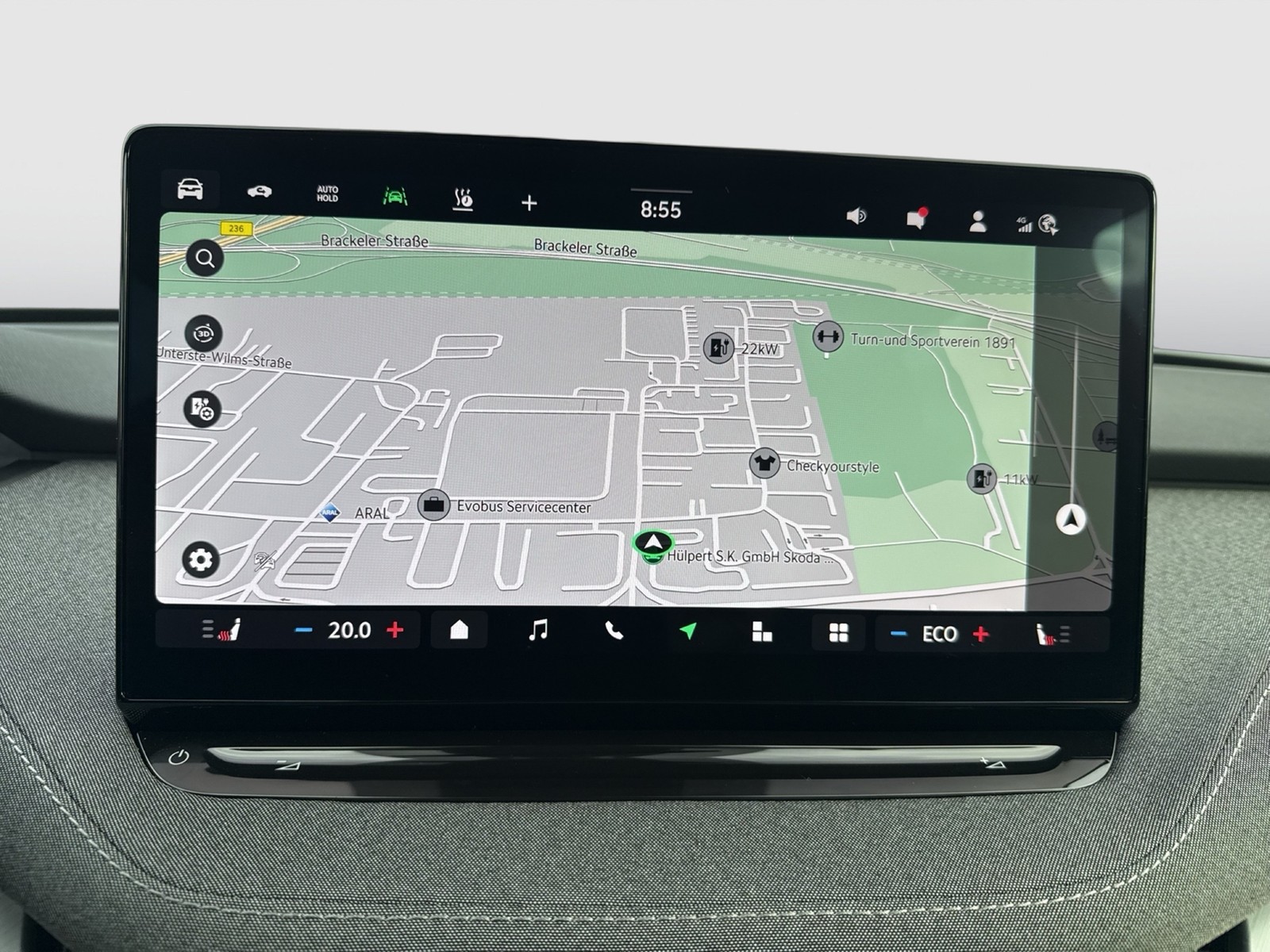 Skoda Enyaq 85 LOFT WÄRMEPUMPE PANO AHK CAM ACC LM20