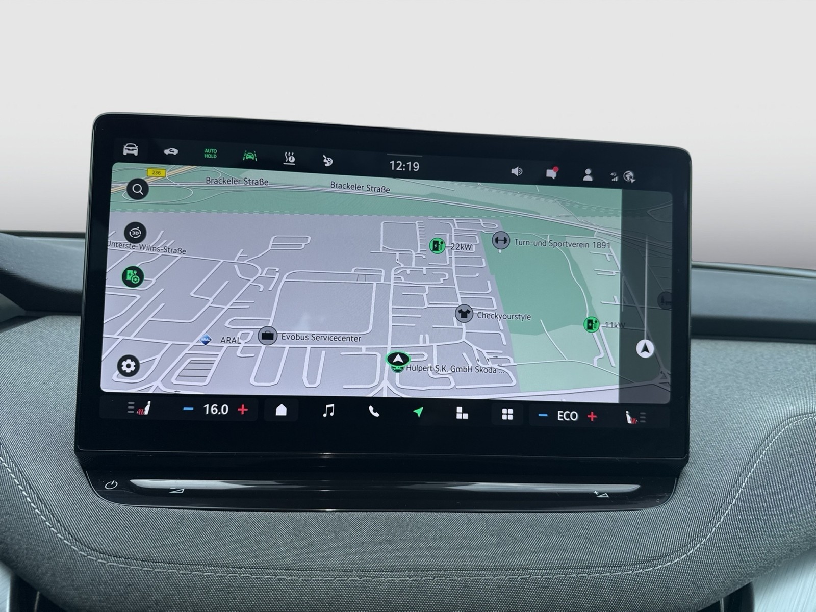 Skoda Enyaq Coupé 85 LOFT WÄRMEPUMPE PANO AHK CAM ACC