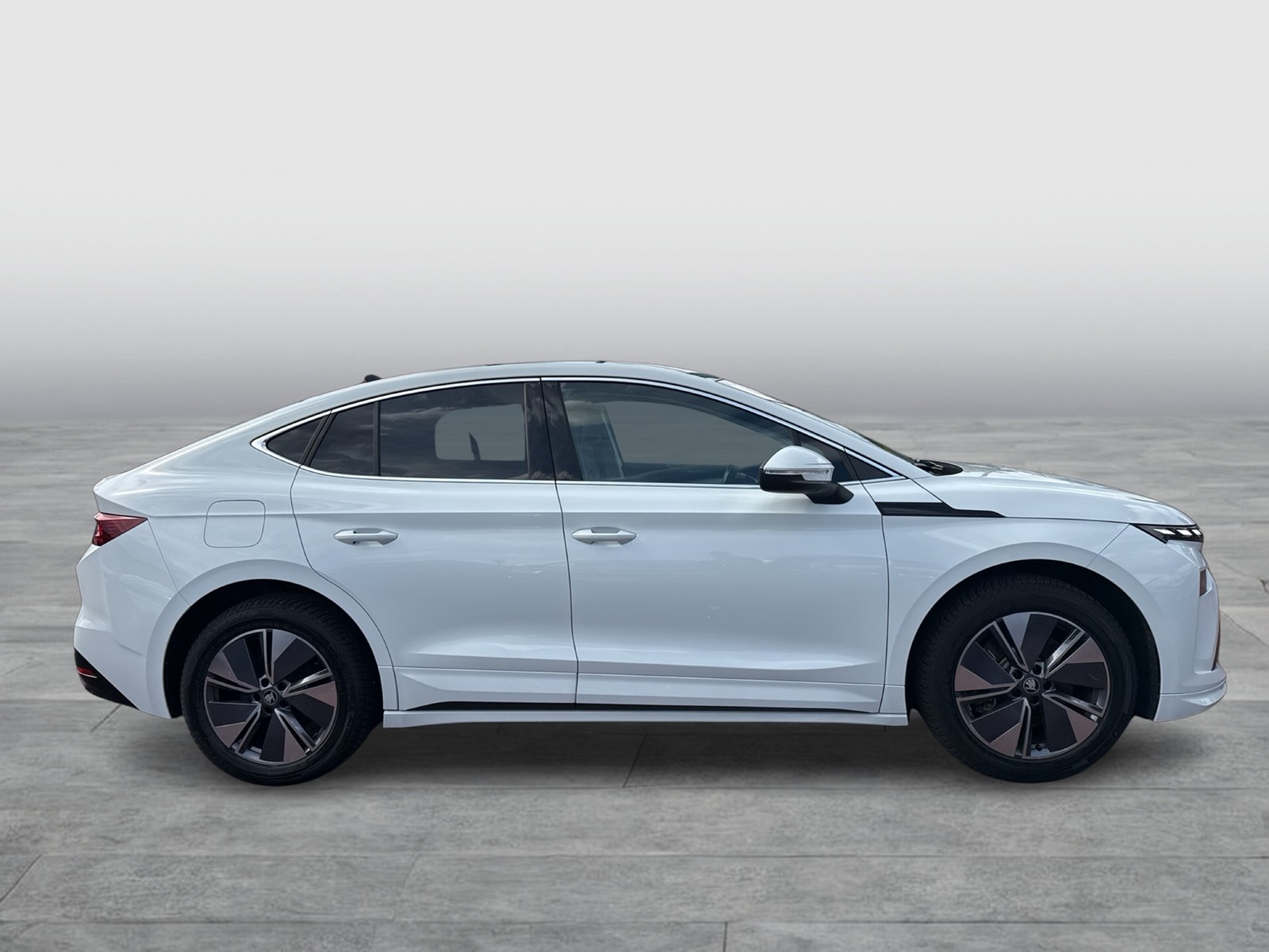 Skoda Enyaq Coupé 85 LOFT WÄRMEPUMPE PANO AHK CAM ACC