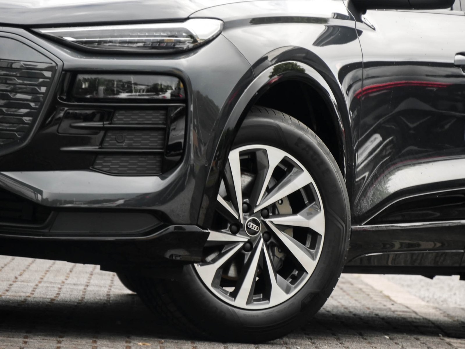 Audi Q6 e-tron quattro advanced 360°CAM LM19 E-KLAPPE