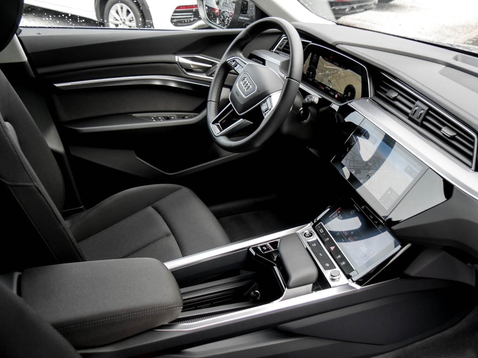 Audi Q8 e-tron 50 quattro S LINE 360°CAM LM20 EKLAPPE