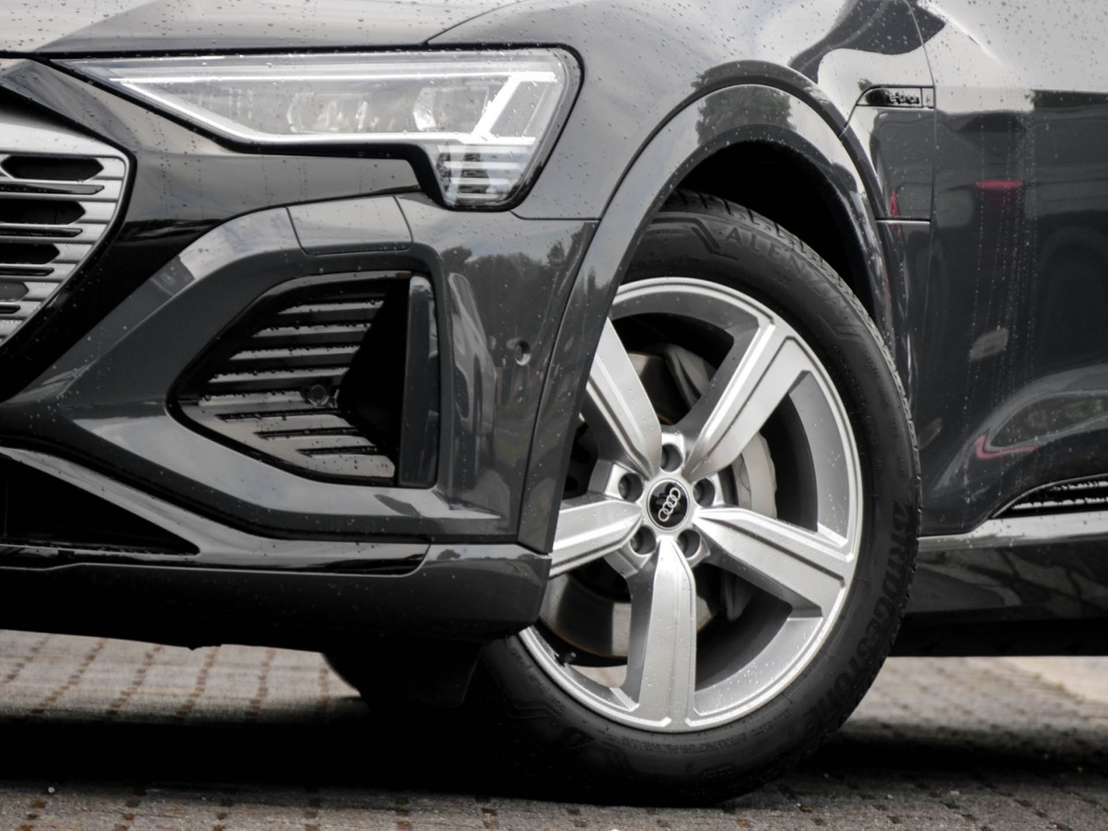 Audi Q8 e-tron 50 quattro S LINE 360°CAM LM20 EKLAPPE