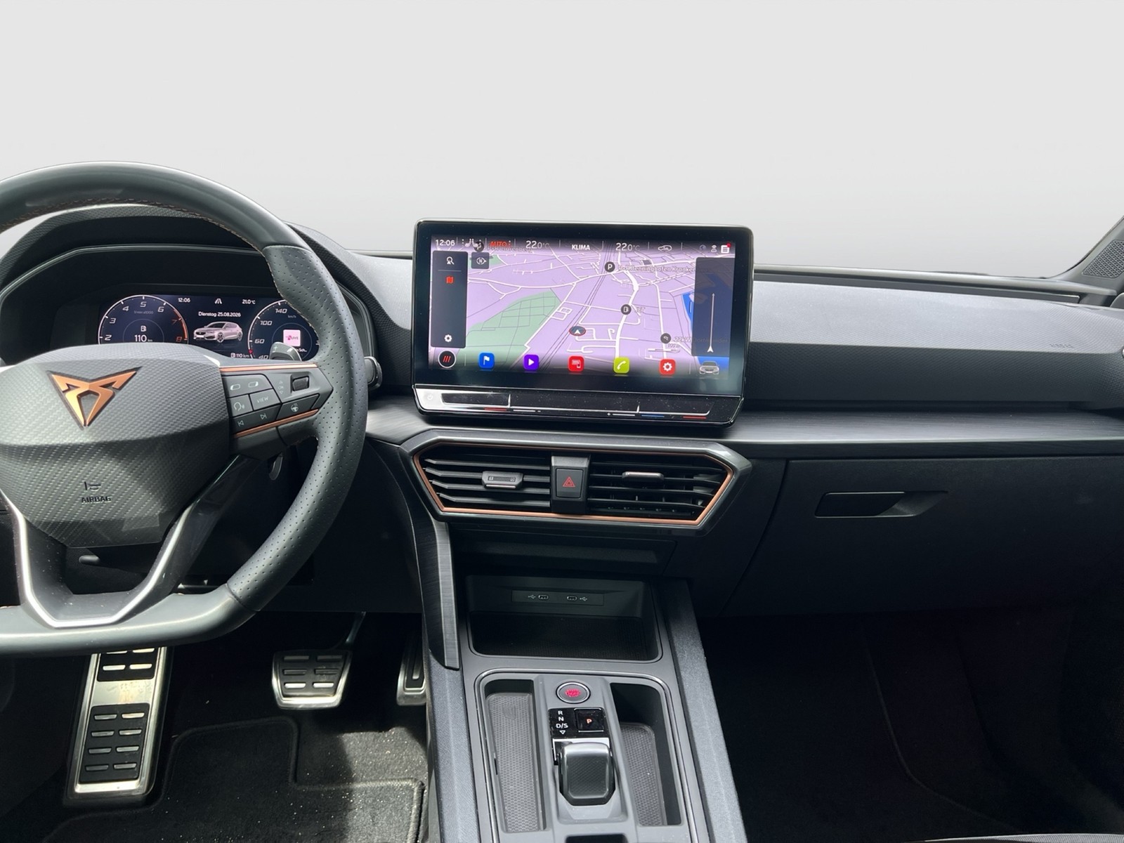 Cupra Leon 2.0 VZ AHK CAM ACC LM19 NAVI CARPLAY