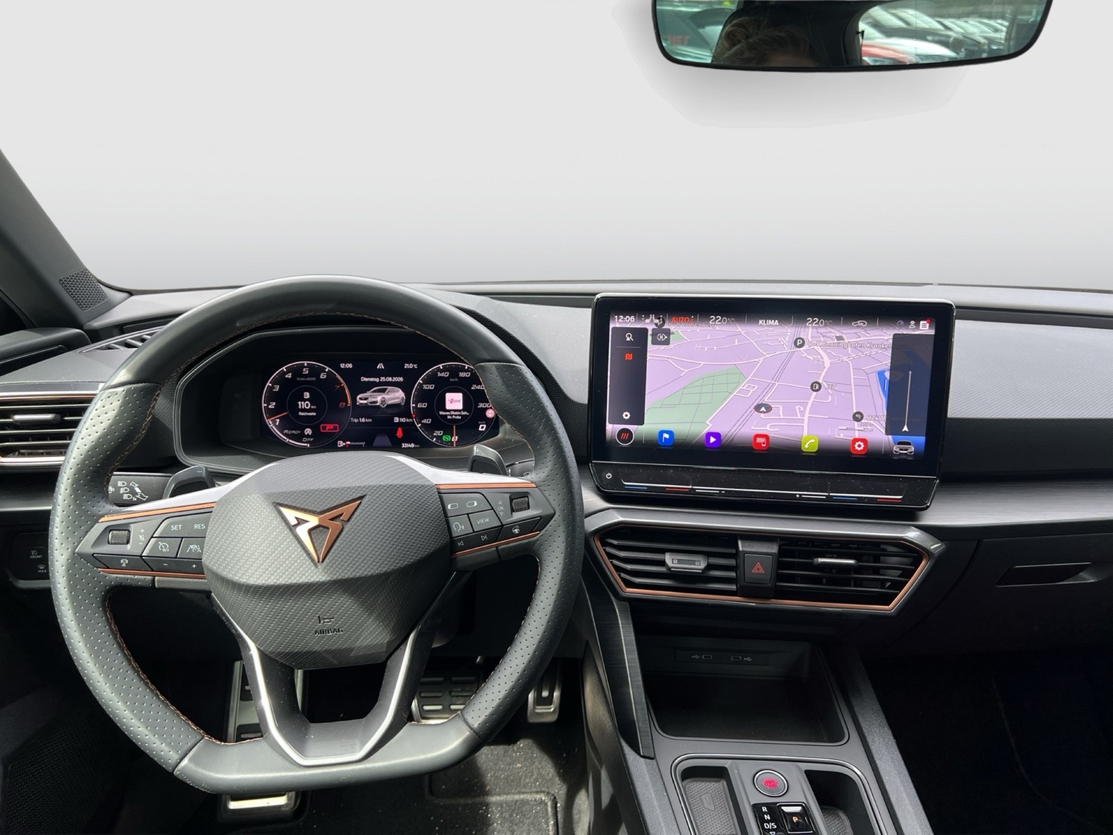 Cupra Leon 2.0 VZ AHK CAM ACC LM19 NAVI CARPLAY