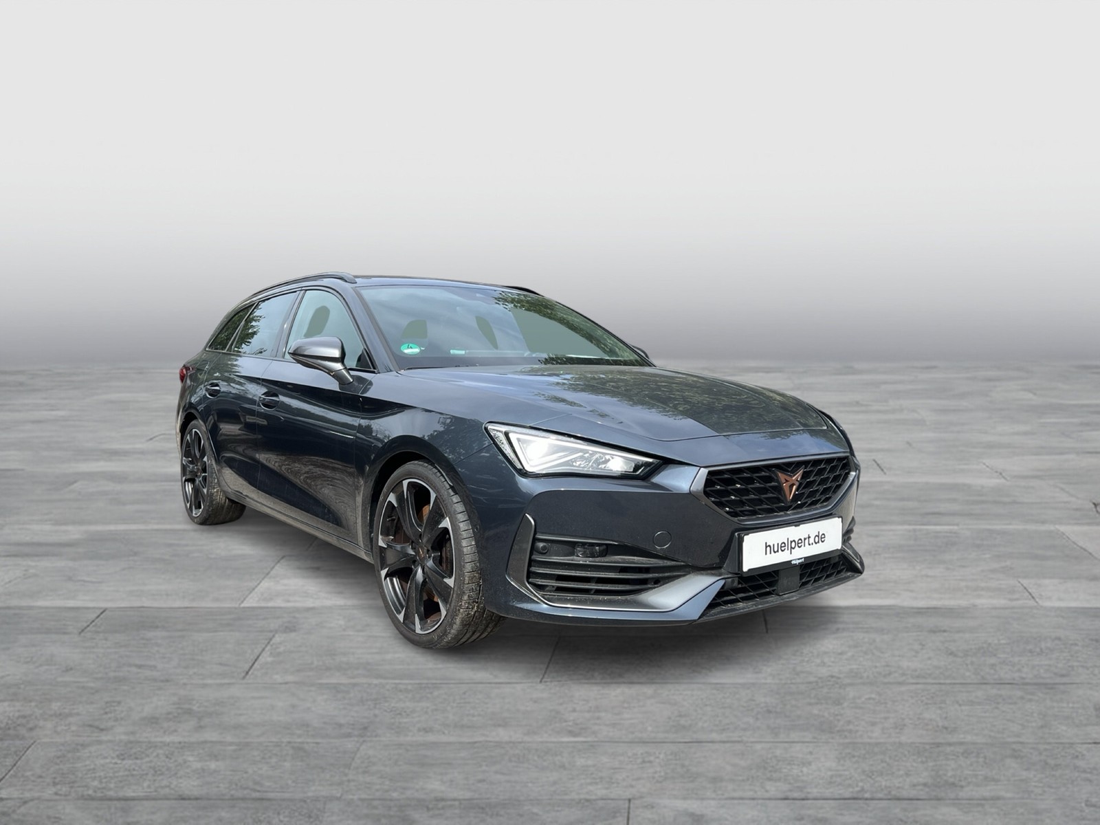 Cupra Leon ST 2.0 VZ CAM ACC LM19 NAVI CARPLAY