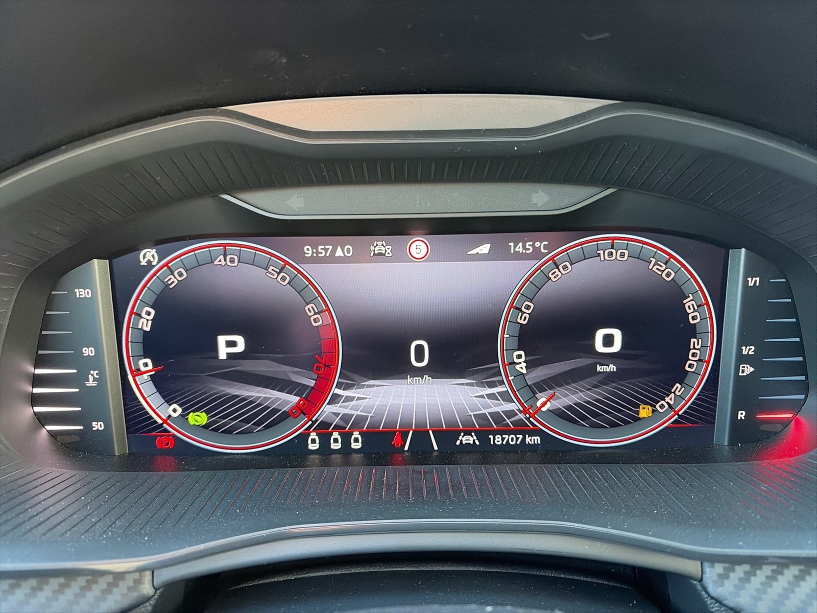 Skoda Scala 1.5 MONTE CARLO PANO AHK CAM E-KLAPPE NAVI