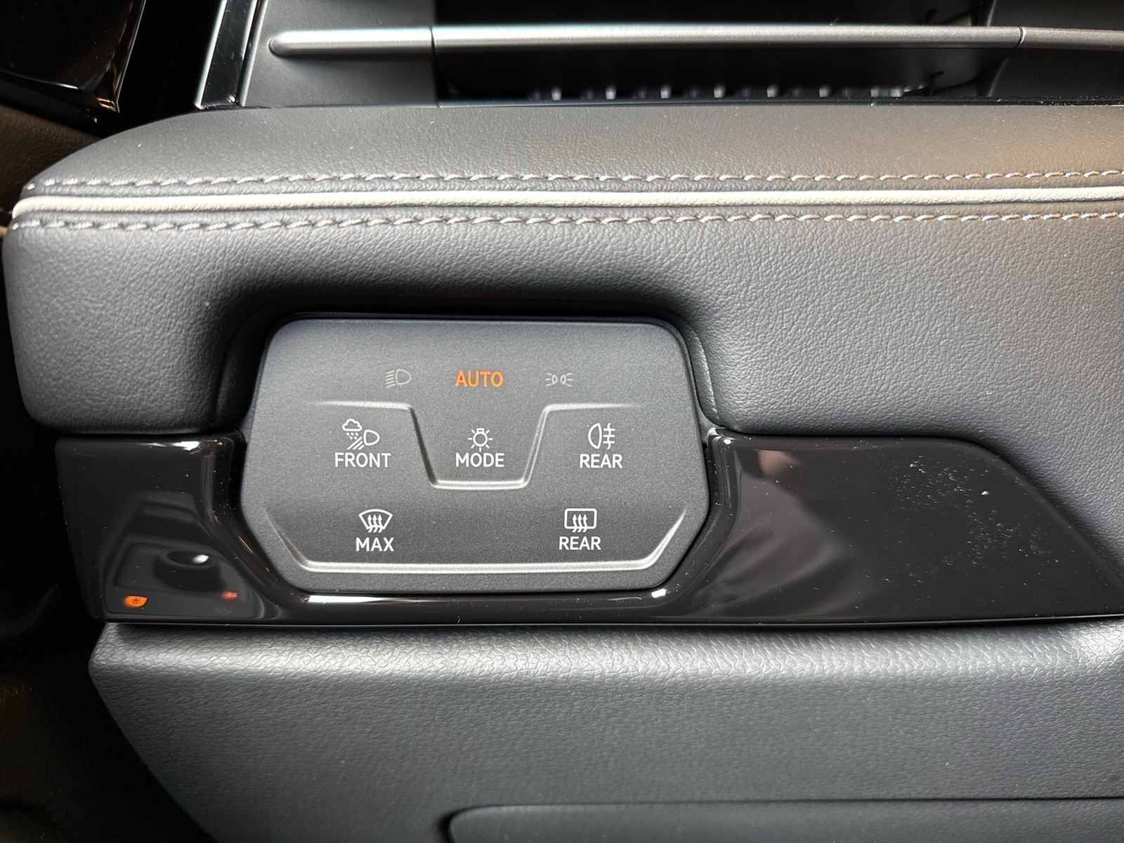 Volkswagen ID.7 Tourer PRO BLACK STYLE 360CAM ACC LM19 NAVI