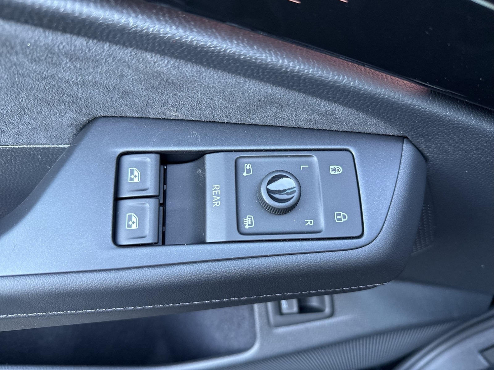 Volkswagen ID.7 Tourer PRO BLACK STYLE 360CAM ACC LM20 NAVI