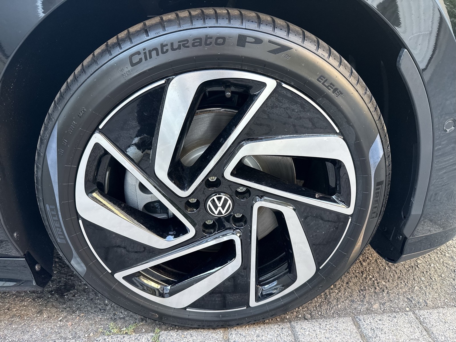 Volkswagen ID.7 Tourer PRO BLACK STYLE 360CAM ACC LM20 NAVI