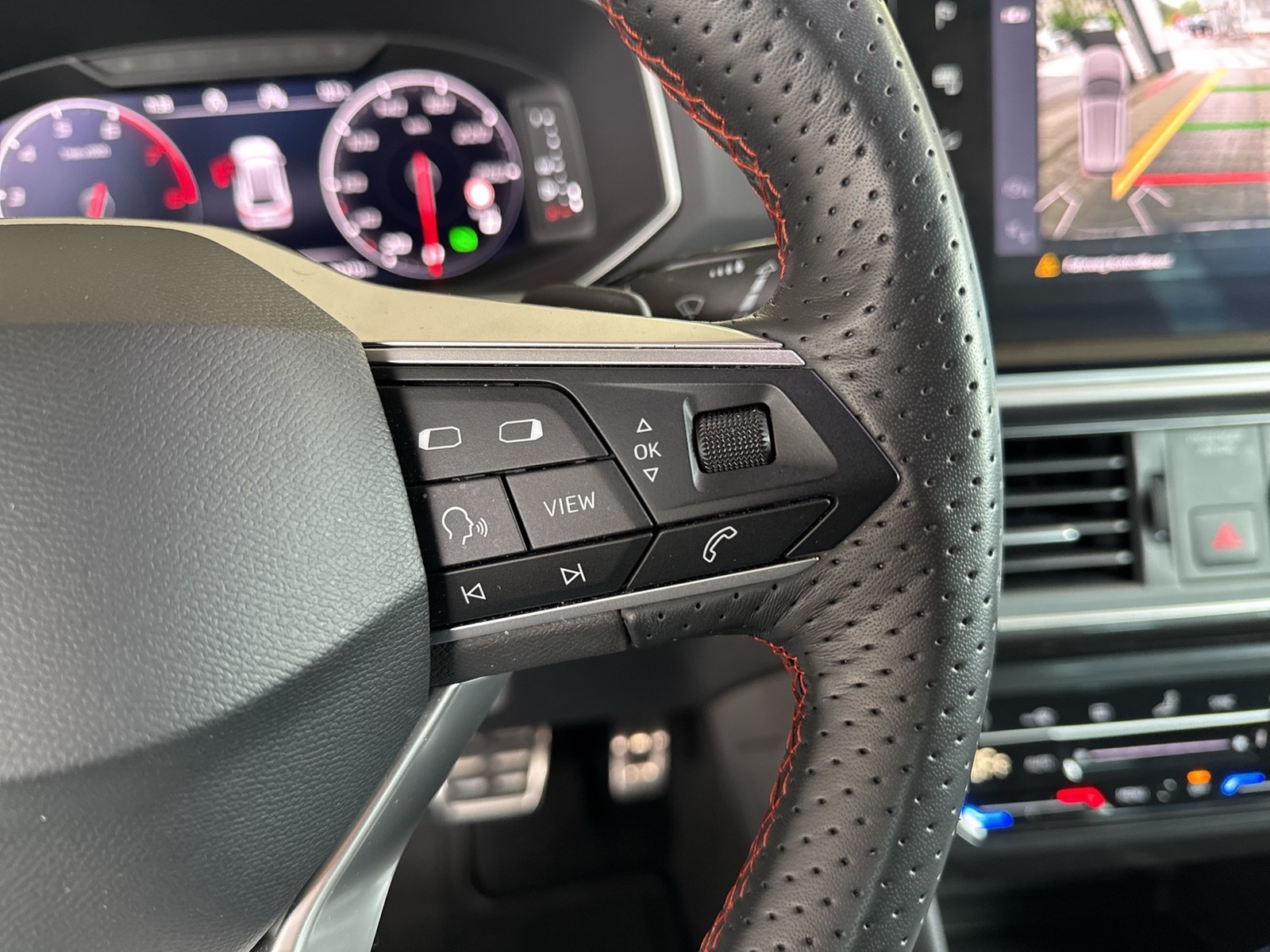 Seat Tarraco 1.5 FR CAM ACC ALU19 eKLAPPE NAVI