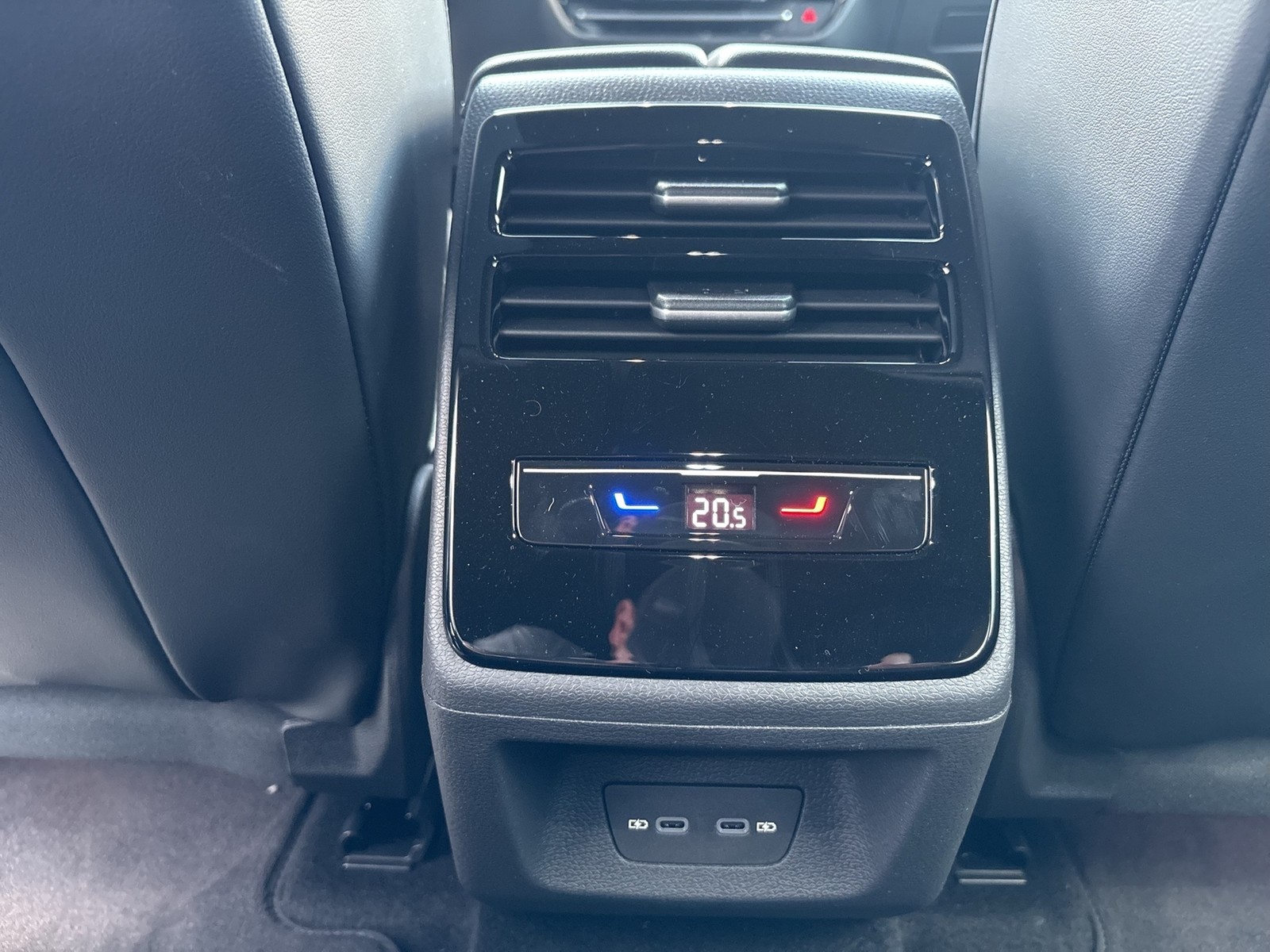 Volkswagen ID.7 Tourer PRO BLACK STYLE 360CAM ACC LM20 NAVI