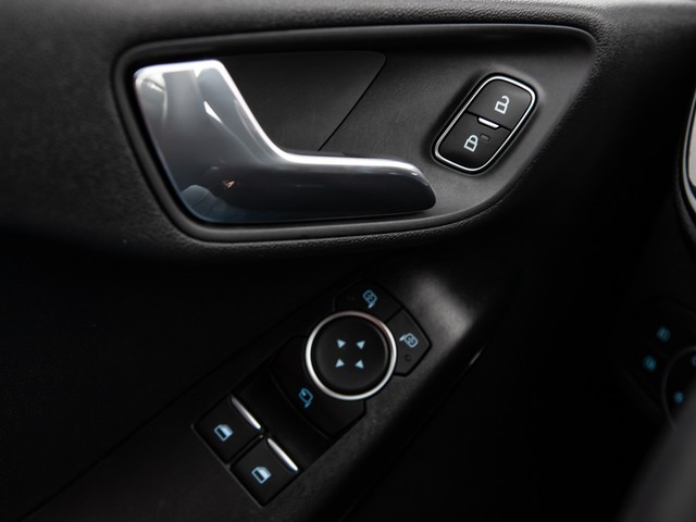 Ford Fiesta 1.1 Cool & Connect ALU CARPLAY SITZHEIZ.