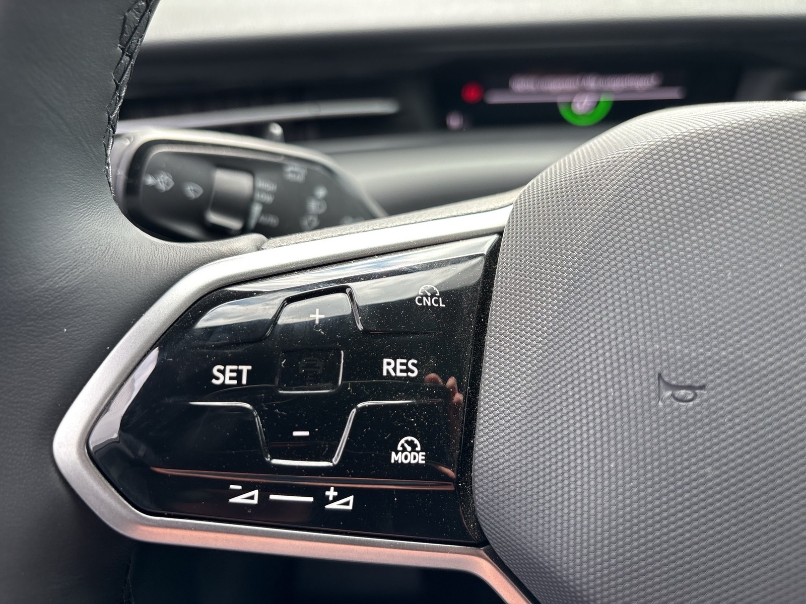 Volkswagen ID.7 Tourer PRO BLACK STYLE AHK CAM ACC LM19 NAVI