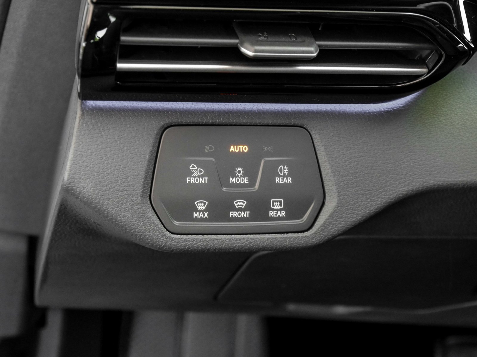 Volkswagen ID.5 GTX 4X4 WÄRMEPUMPE ACC LM21 NAVI CARPLAY