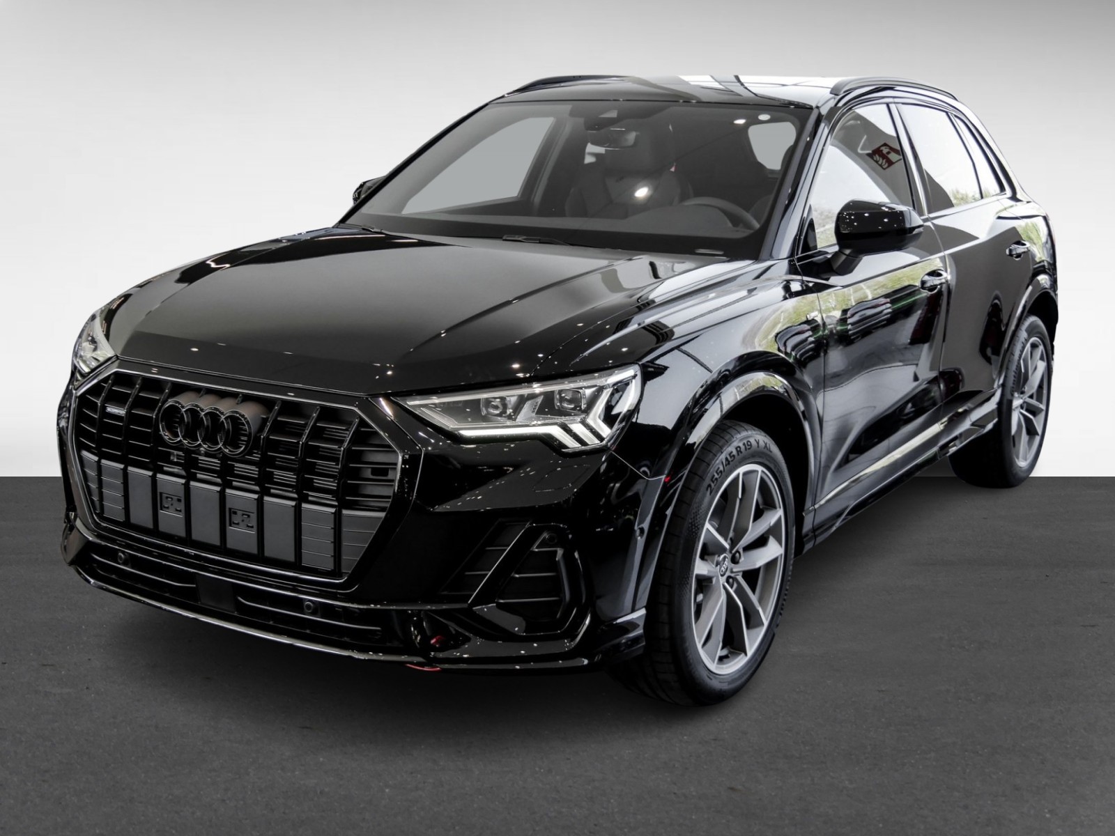 Audi Q3 40 TDI quattro S tronic S Line AHK+Assistenzpaket+Pano+Carbon+SONOS