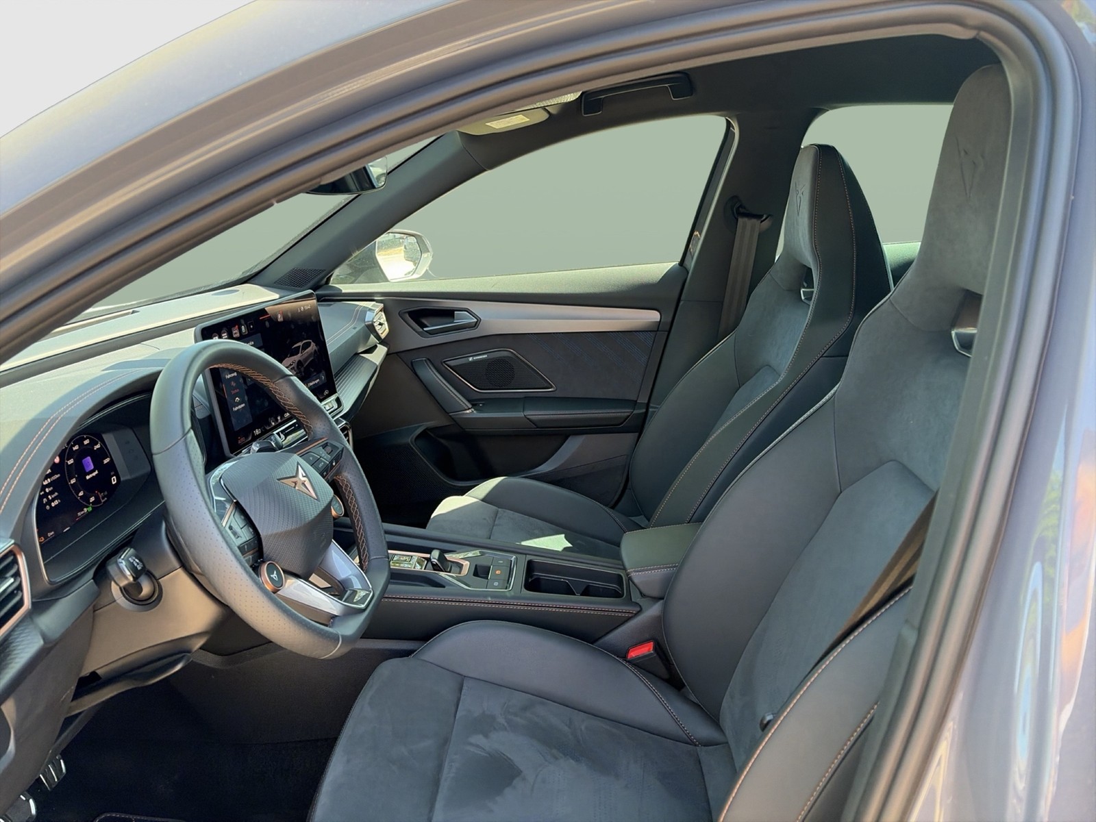 Cupra Formentor 1.5 HYBRID VZ SENNHEISER 360°CAM LM19