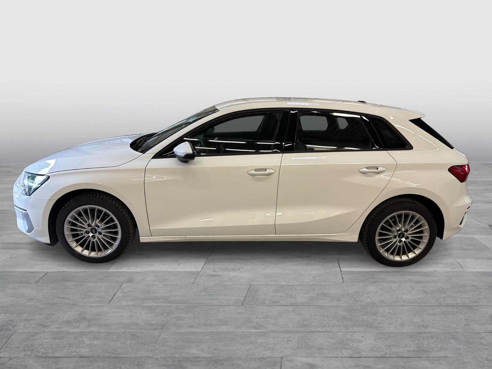 Audi A3 Sportback 30 advanced KAMERA CARPLAY SITZHZEIZ