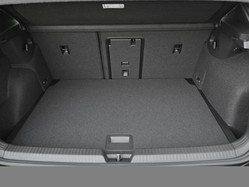 Volkswagen Golf VIII 1.5 eTSI R-LINE FACELIFT CAM ACC LM18