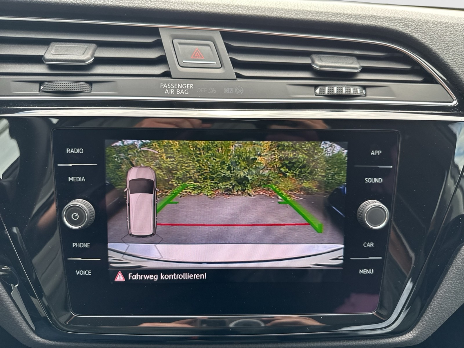 Volkswagen Touran 1.5 HIGHLINE KAMERA ACC ALU17" CARPLAY