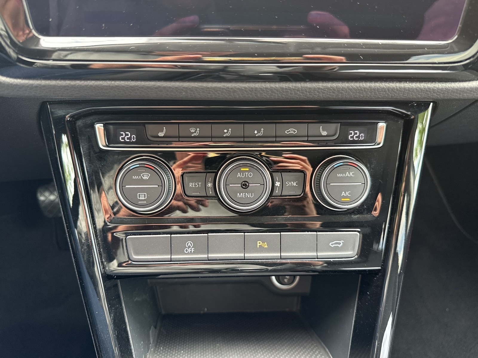 Volkswagen Touran 1.5 HIGHLINE KAMERA ACC ALU17" CARPLAY