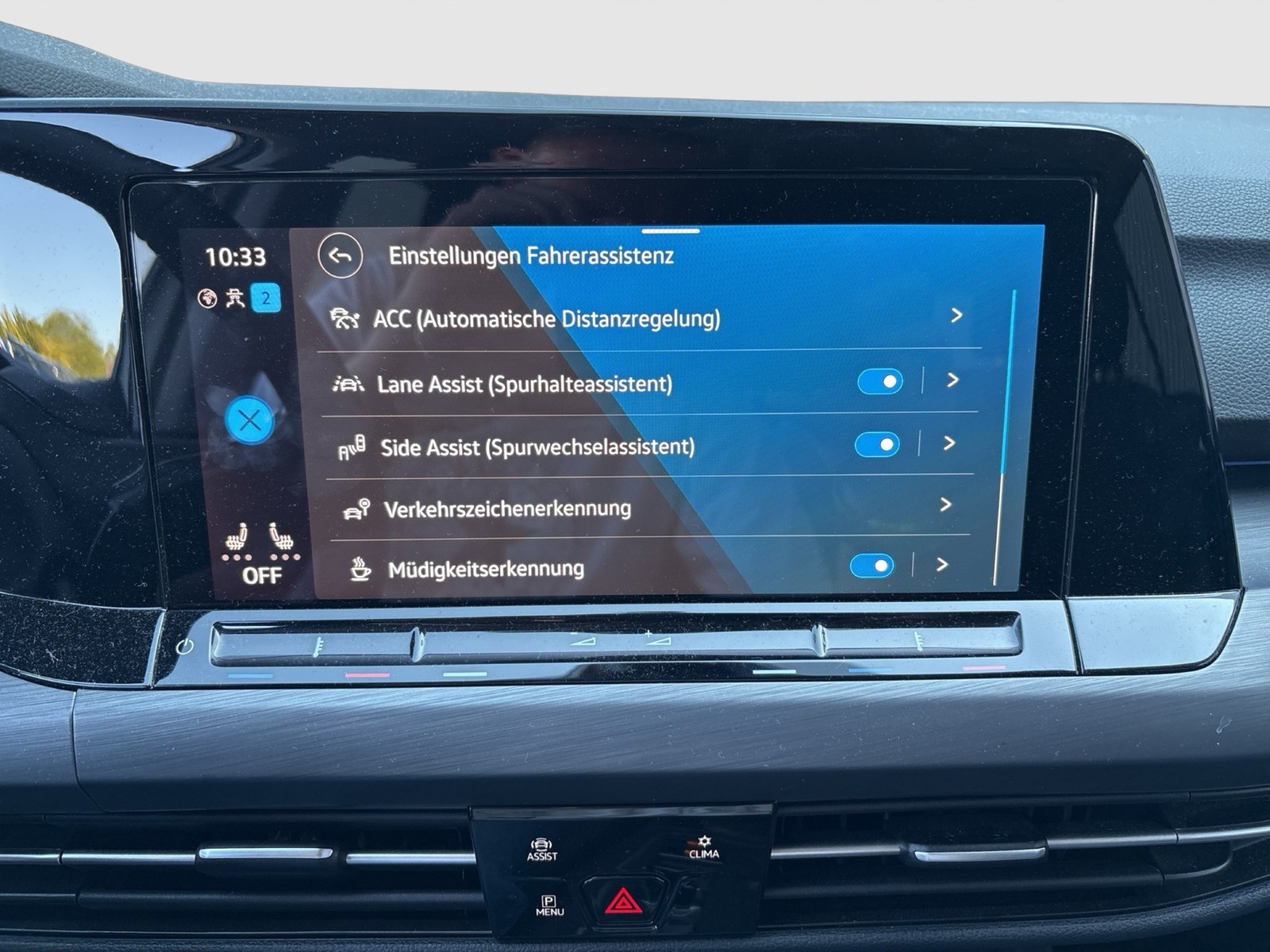 Volkswagen Golf VIII 2.0 STYLE CAM ACC LM17 NAVI LED+