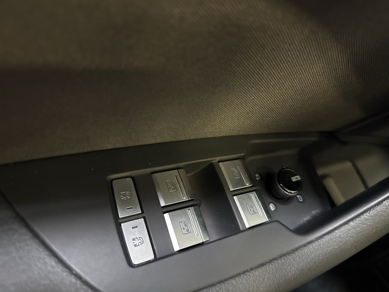 Audi A6 Avant 50 HYBRID Qu. PANO AHK KAMERA ACC