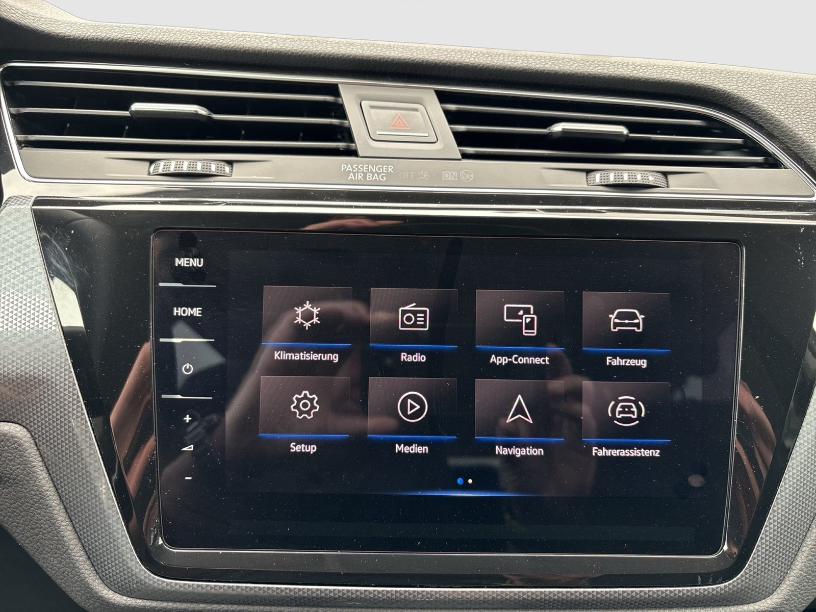 Volkswagen Touran 1.5 ACTIVE DYNAUDIO AHK CAM ACC LM17 NAVI