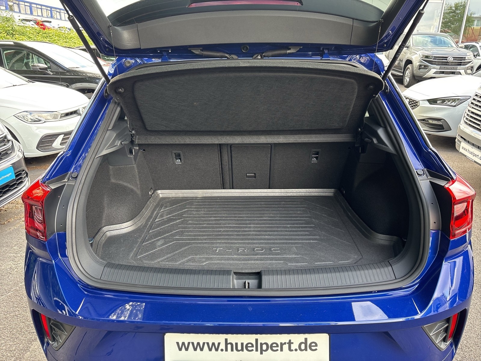 Volkswagen T-Roc 1.5 R-LINE AHK KAMERA ACC MATRIX NAVI