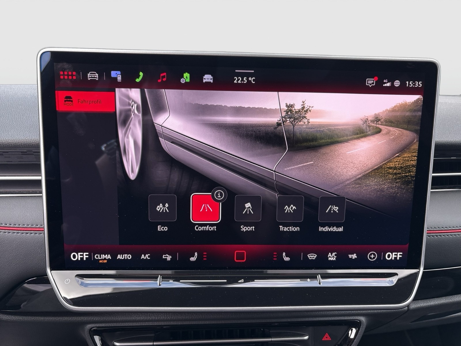 Volkswagen ID.7 Tourer GTX 4X4 WÄRMEPUMPE PANO AHK 360°CAM