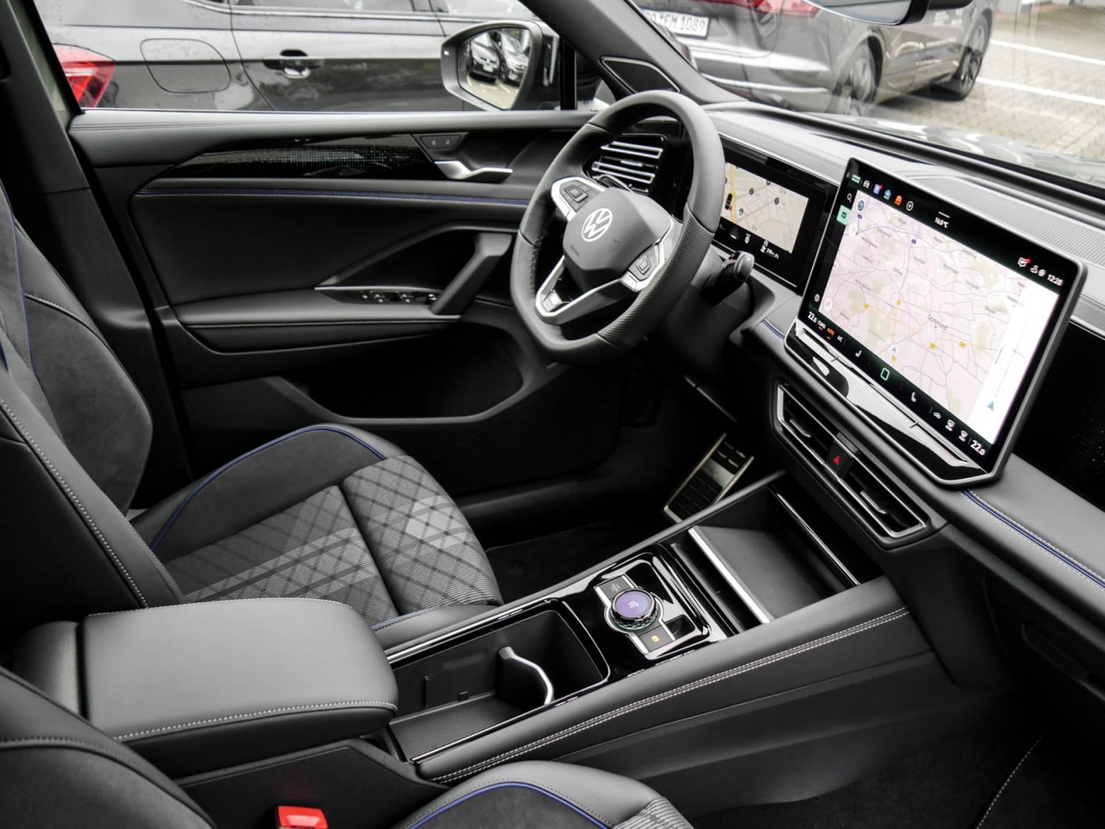 Volkswagen Tiguan 1.5 R-LINE DSG