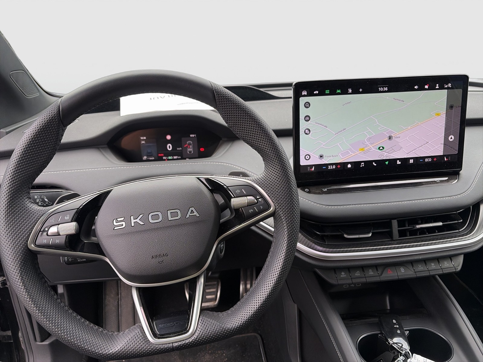 Skoda Enyaq 85 SPORTLINE WÄRMEPUMPE PANO CANTON AHK