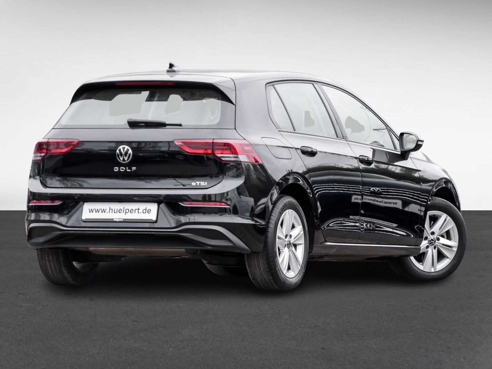 Volkswagen Golf VIII 1.5 eTSI LIFE PANO CAM ALU NAVI SITZHEIZUNG