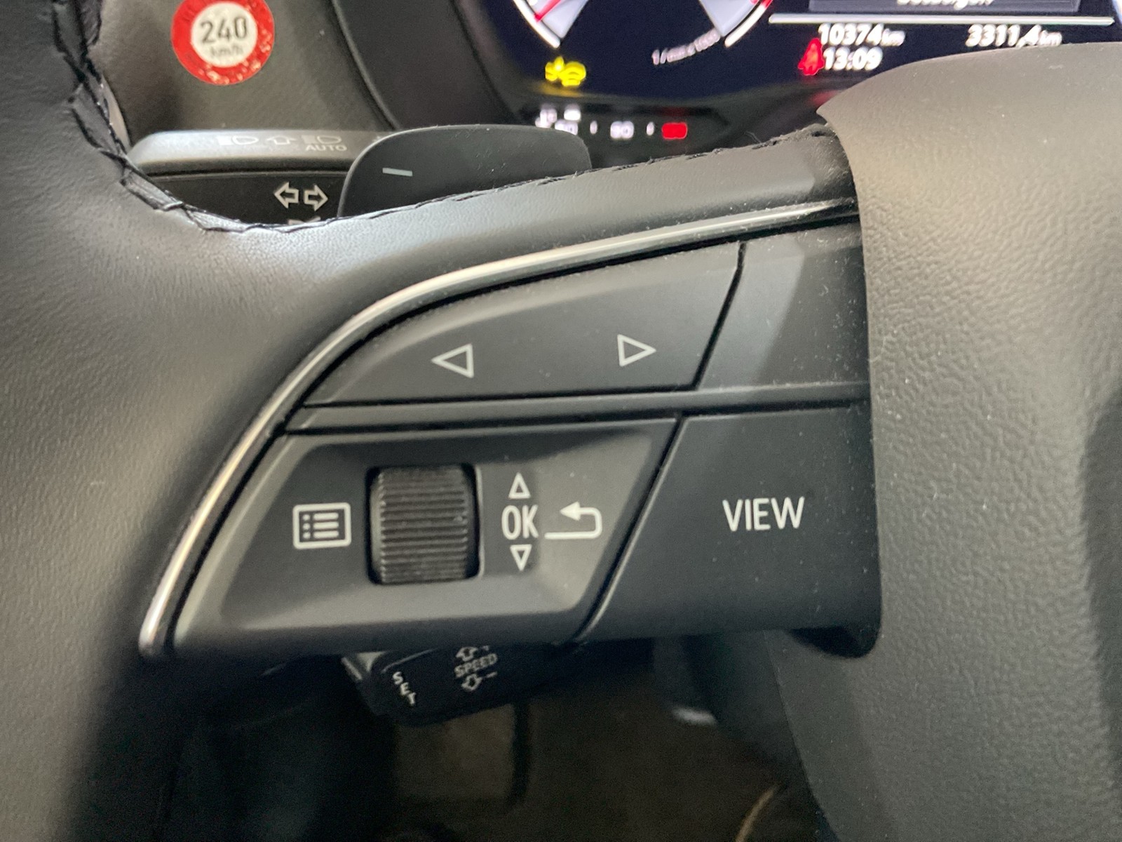 Audi Q2 35 advanced BLACKPAK AHK CAM ACC MATRIX NAVI+