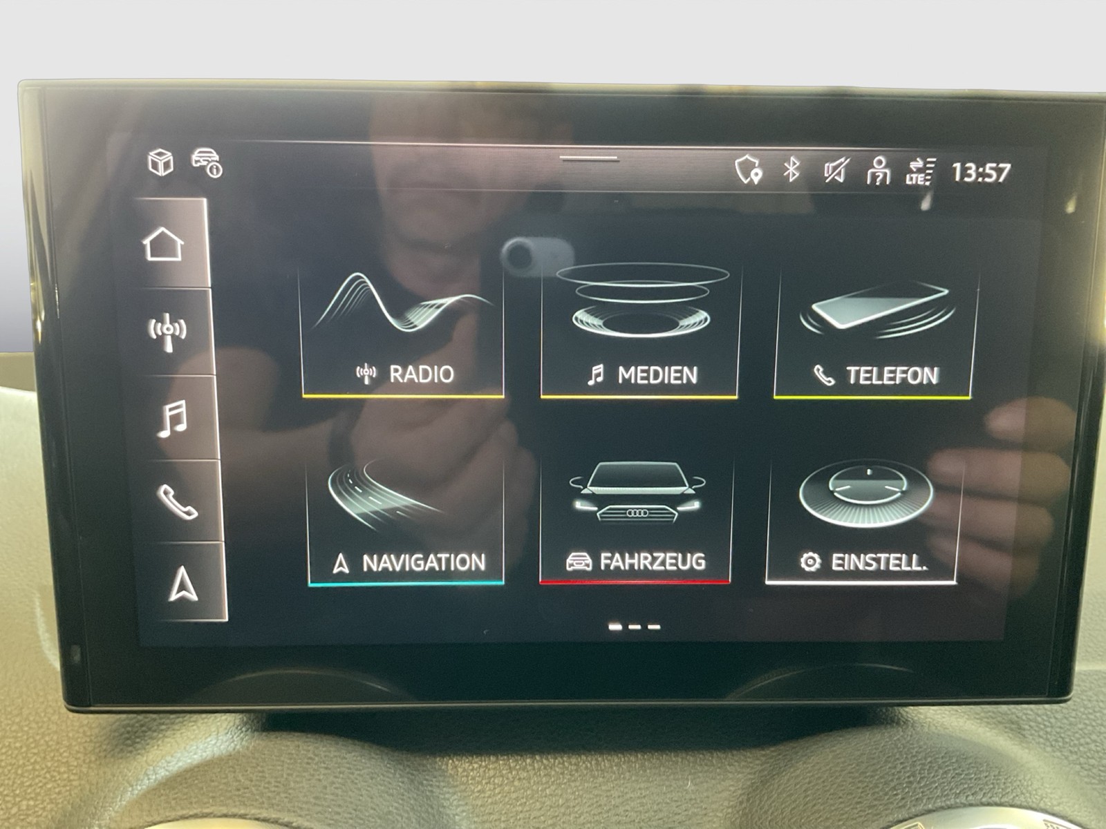 Audi Q2 35 advanced AHK CAM MATRIXLED E-KLAPPE NAVI+