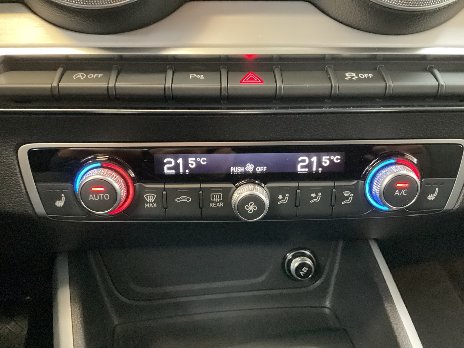 Audi Q2 35 advanced AHK CAM MATRIXLED E-KLAPPE NAVI+