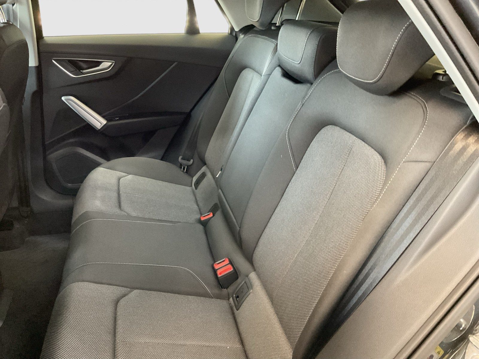 Audi Q2 35 advanced AHK CAM MATRIXLED E-KLAPPE NAVI+