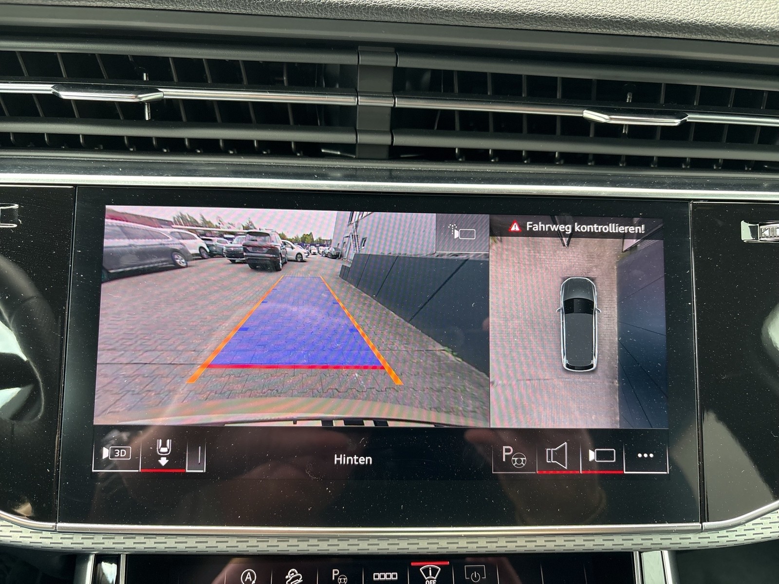 Audi Q7 quattro S LINE 7SITZE B&O AHK 360CAM ACC LM22
