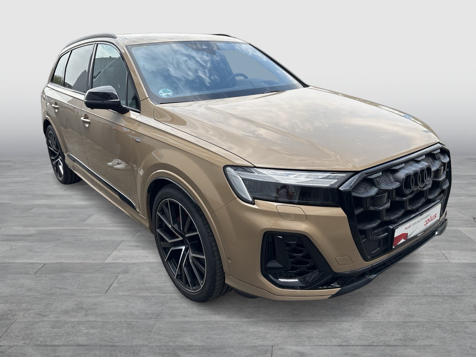 Audi Q7 quattro S LINE 7SITZE B&O AHK 360CAM ACC LM22