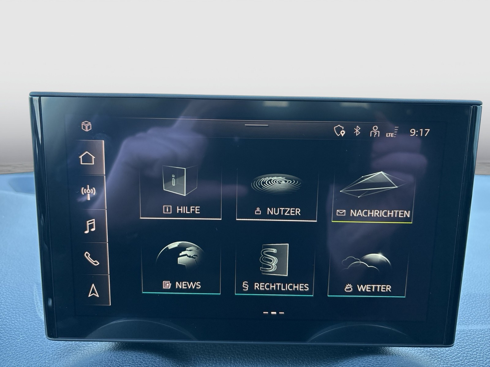 Audi Q2 35 advanced AHK CAM EKLAPPE NAVI+ LM17 SITZHZ