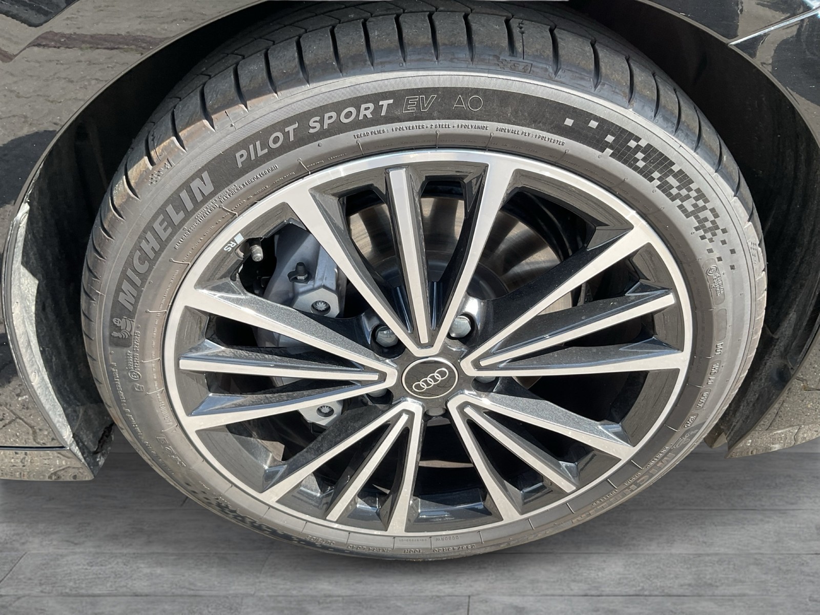 Audi A6 e-tron Avant performance S LINE PANO B&O AHK