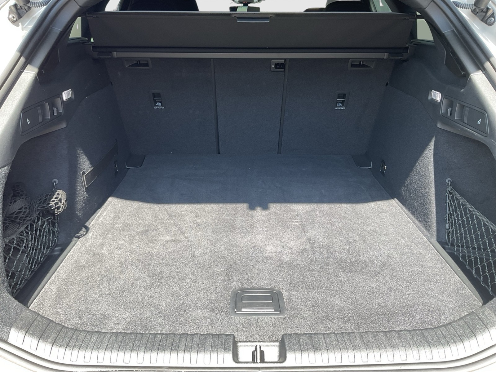 Audi A6 e-tron Avant quattro S LINE B&O 360°CAM LM21