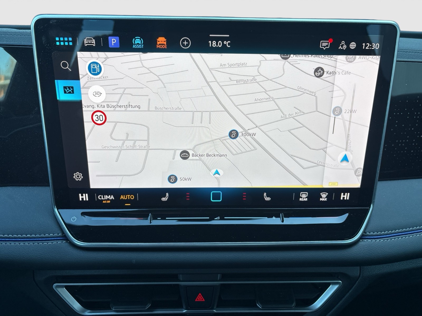 Volkswagen Tiguan 2.0 R-LINE 4X4 AHK CAM ACC LM19 LED+ NAVI