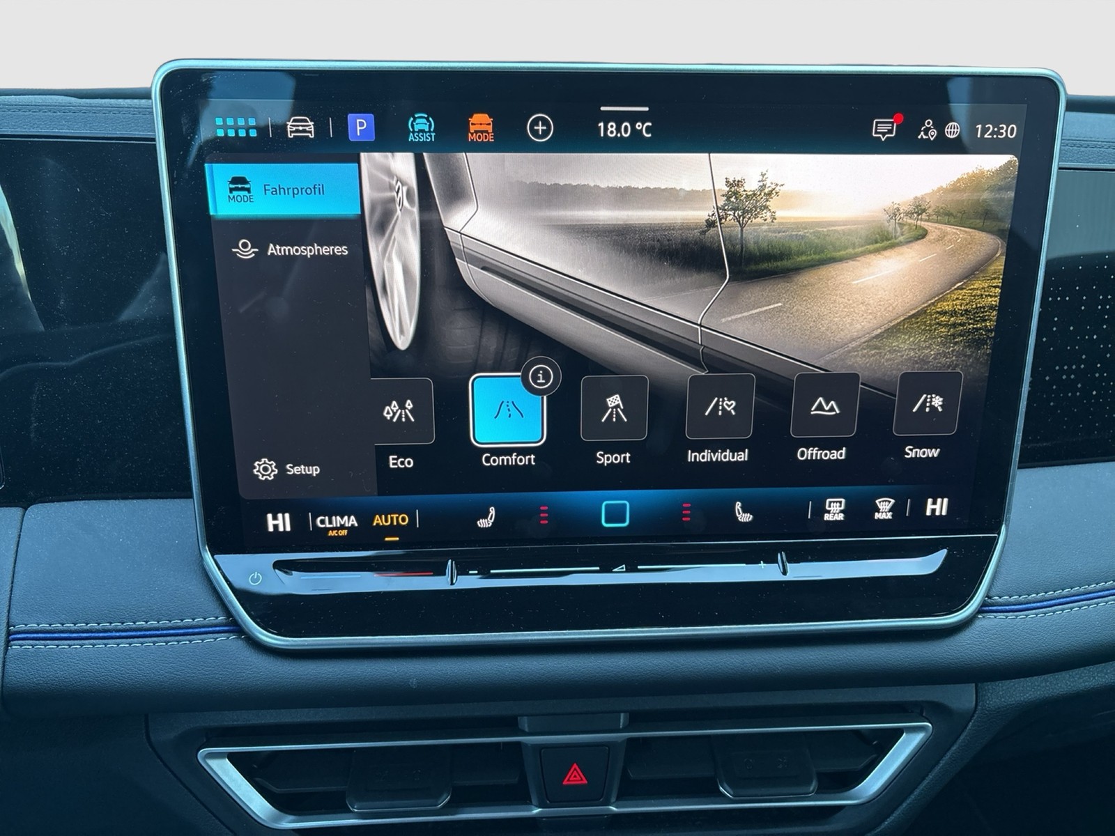 Volkswagen Tiguan 2.0 R-LINE 4X4 AHK CAM ACC LM19 LED+ NAVI